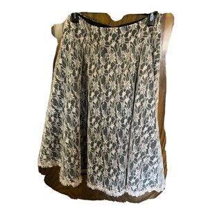 M  213 black/beige long lace skirt polyester/rayon dry clean